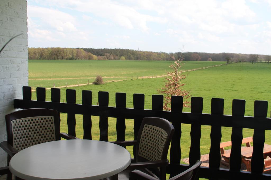 Hotel Gerardushoeve Heijenrath Exterior photo